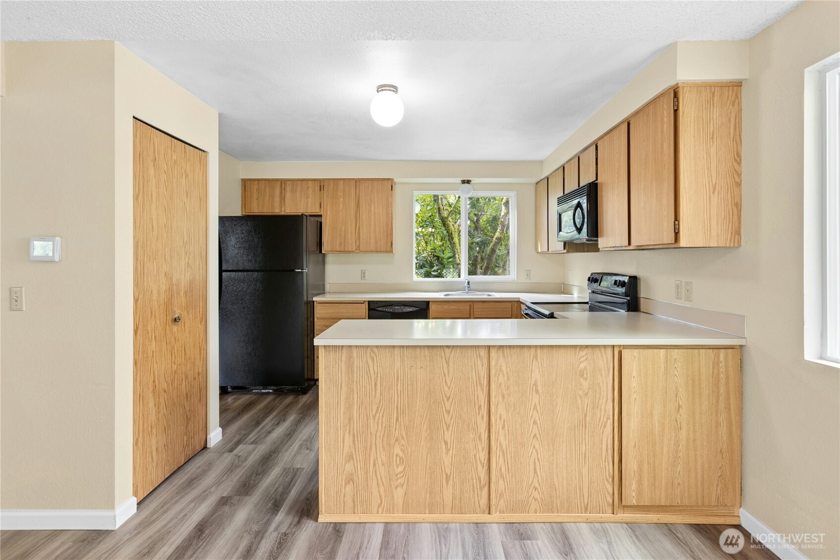 13832 133rd Place NE, Kirkland, WA 98034