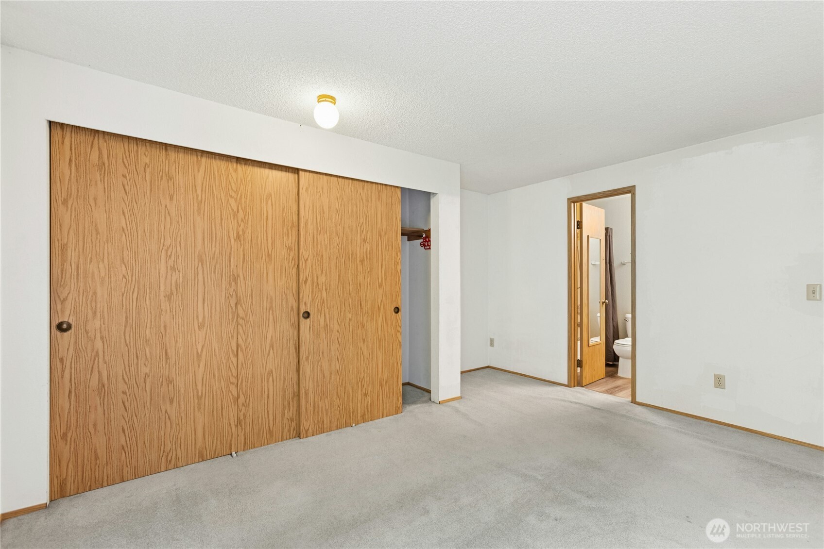 13832 133rd Place NE, Kirkland, WA 98034