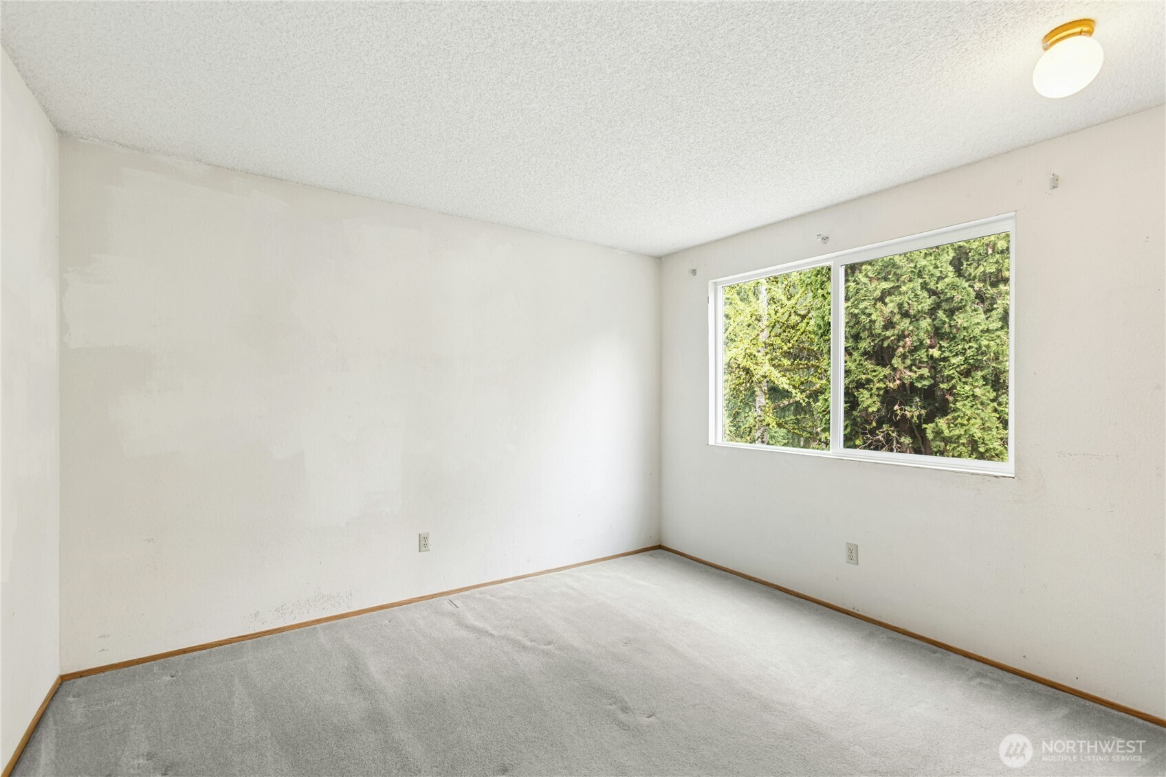 13832 133rd Place NE, Kirkland, WA 98034