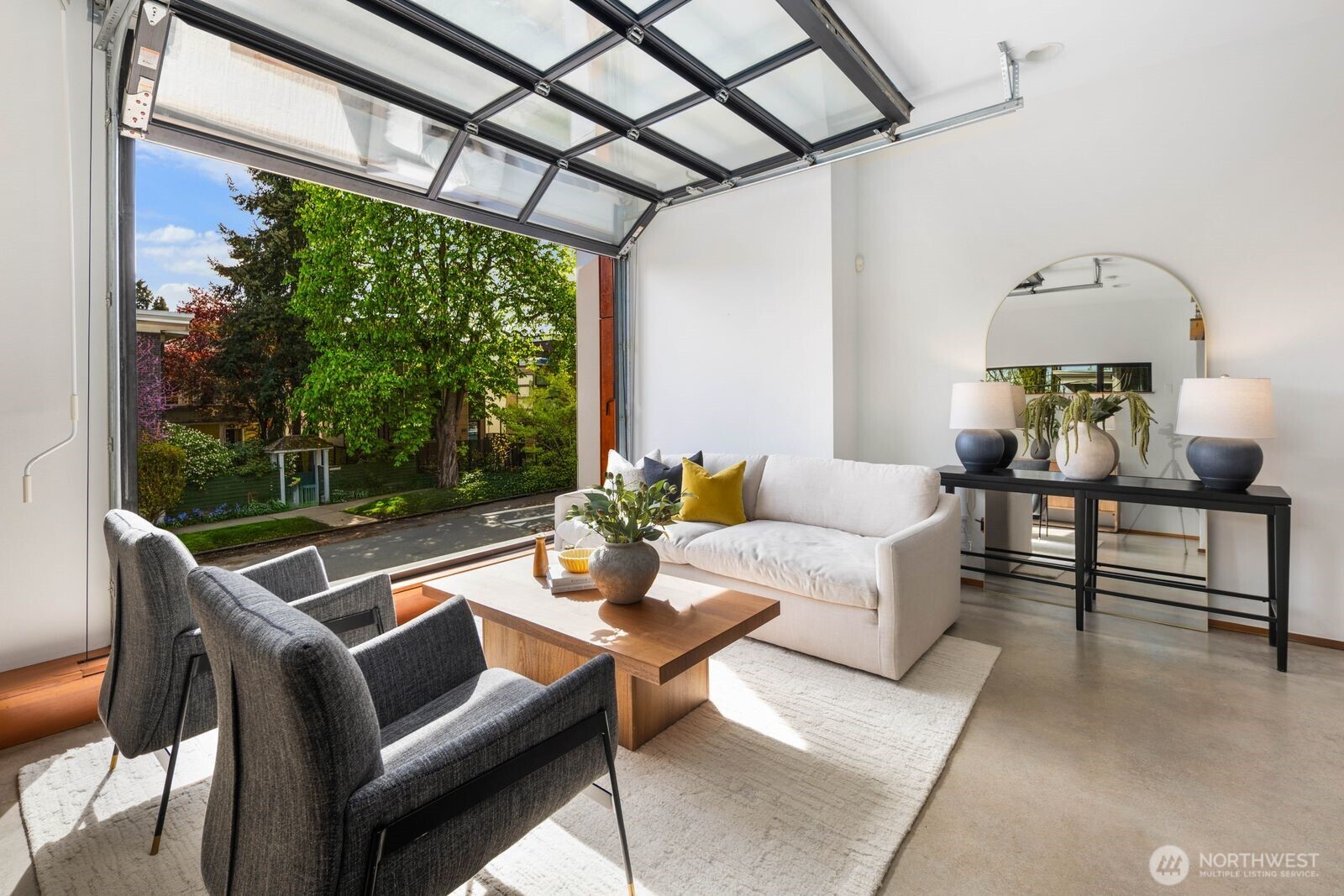 213 21st Avenue , Seattle, WA 98122