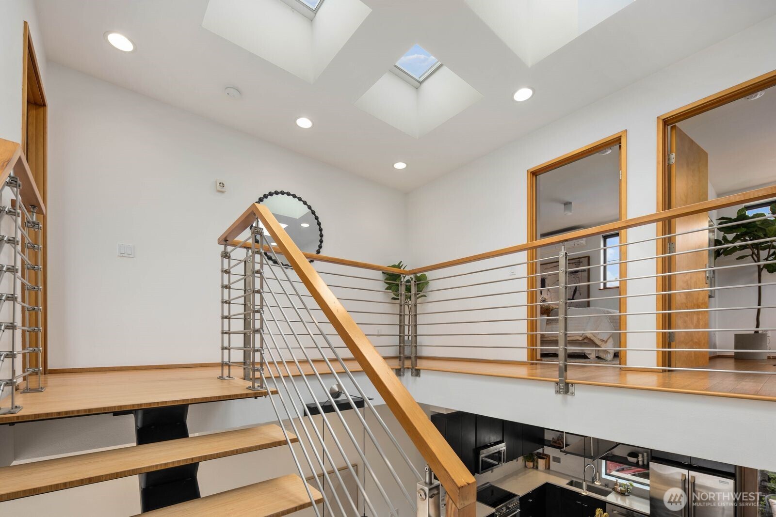 213 21st Avenue , Seattle, WA 98122