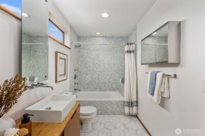213 21st Avenue , Seattle, WA 98122 - Photo 19