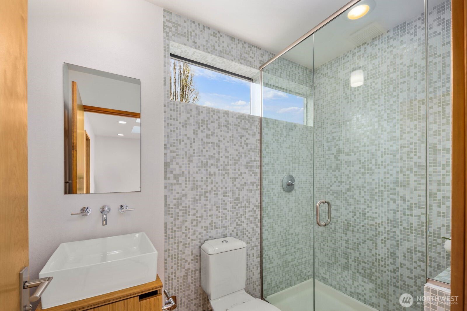 213 21st Avenue , Seattle, WA 98122