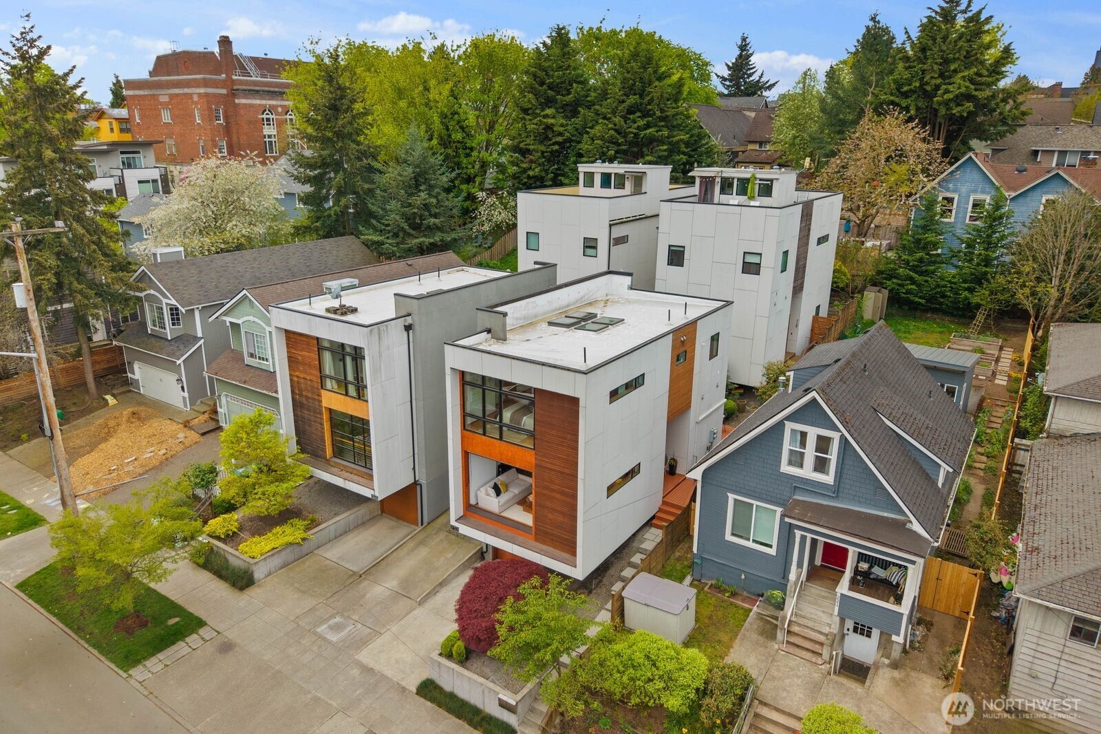 213 21st Avenue , Seattle, WA 98122