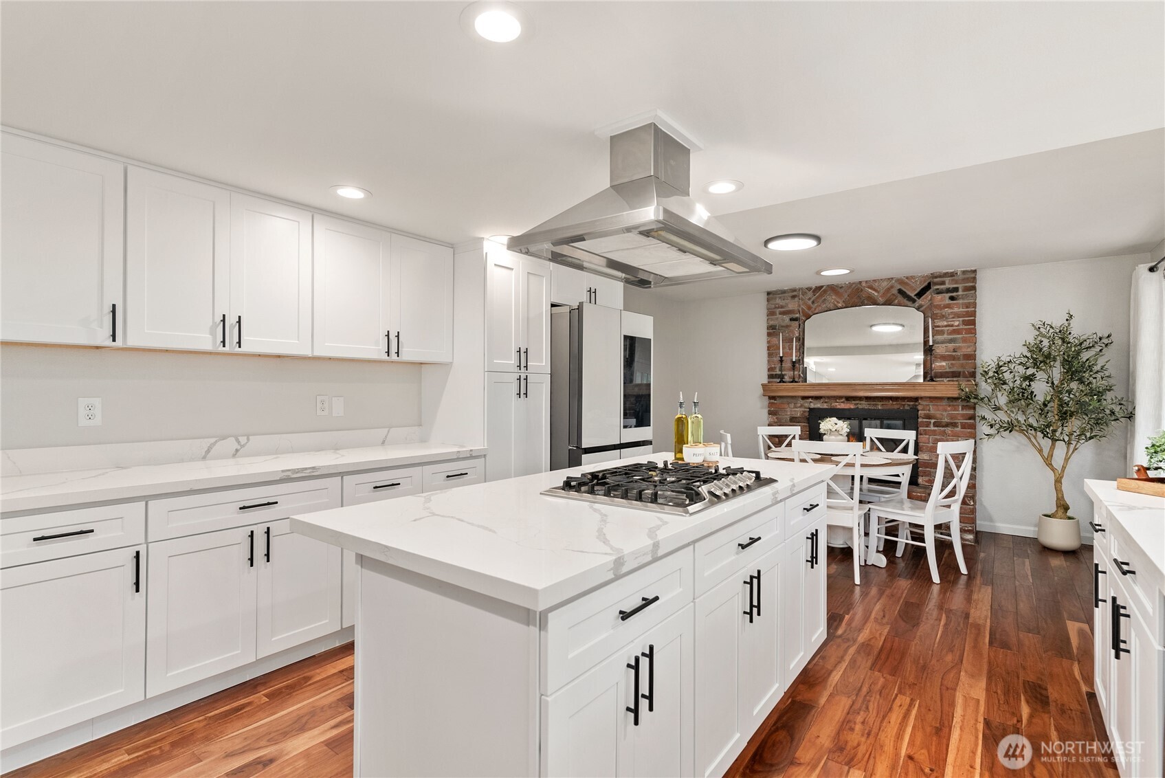 6615 Silver Springs Drive NW, Gig Harbor, WA 98335