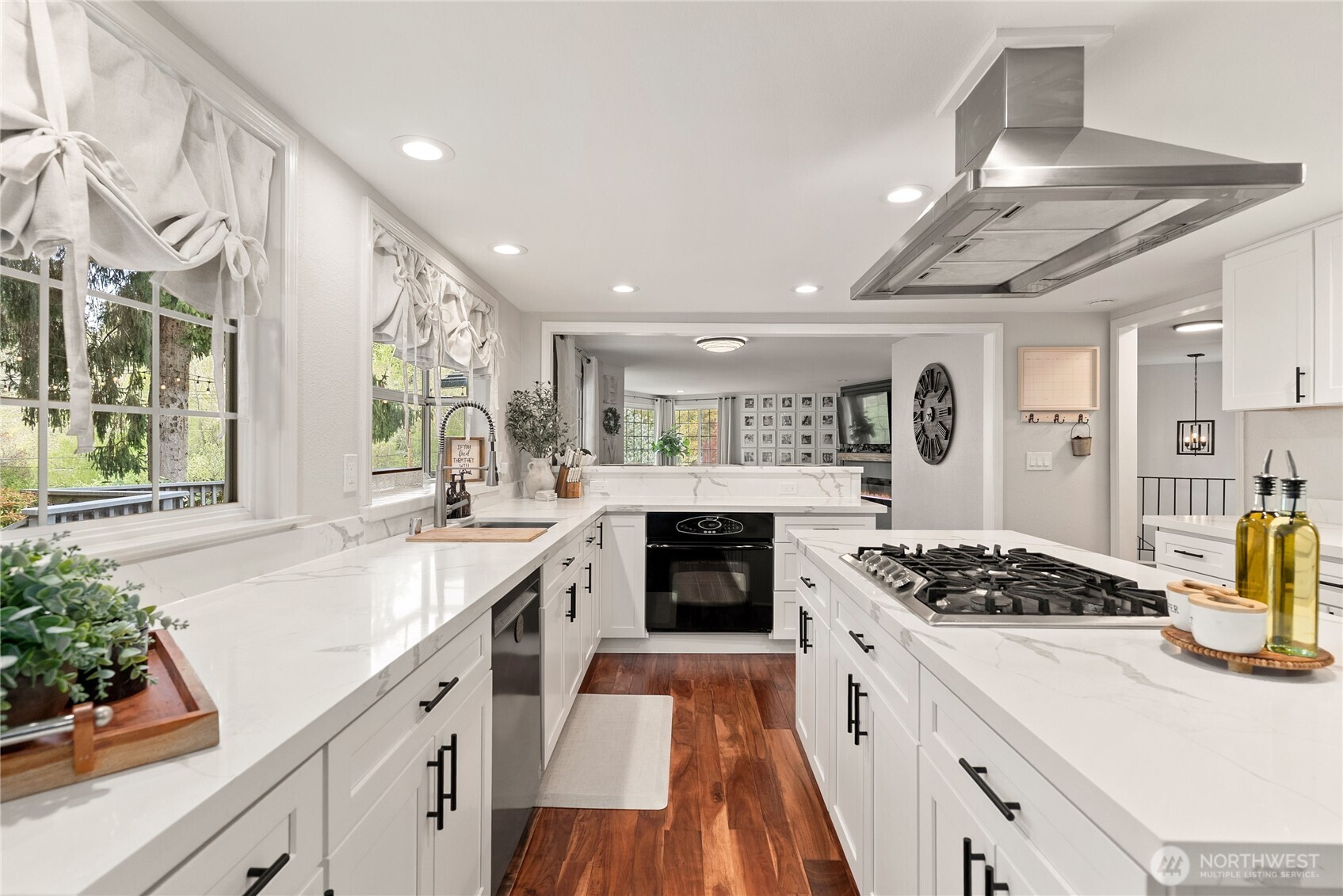 6615 Silver Springs Drive NW, Gig Harbor, WA 98335