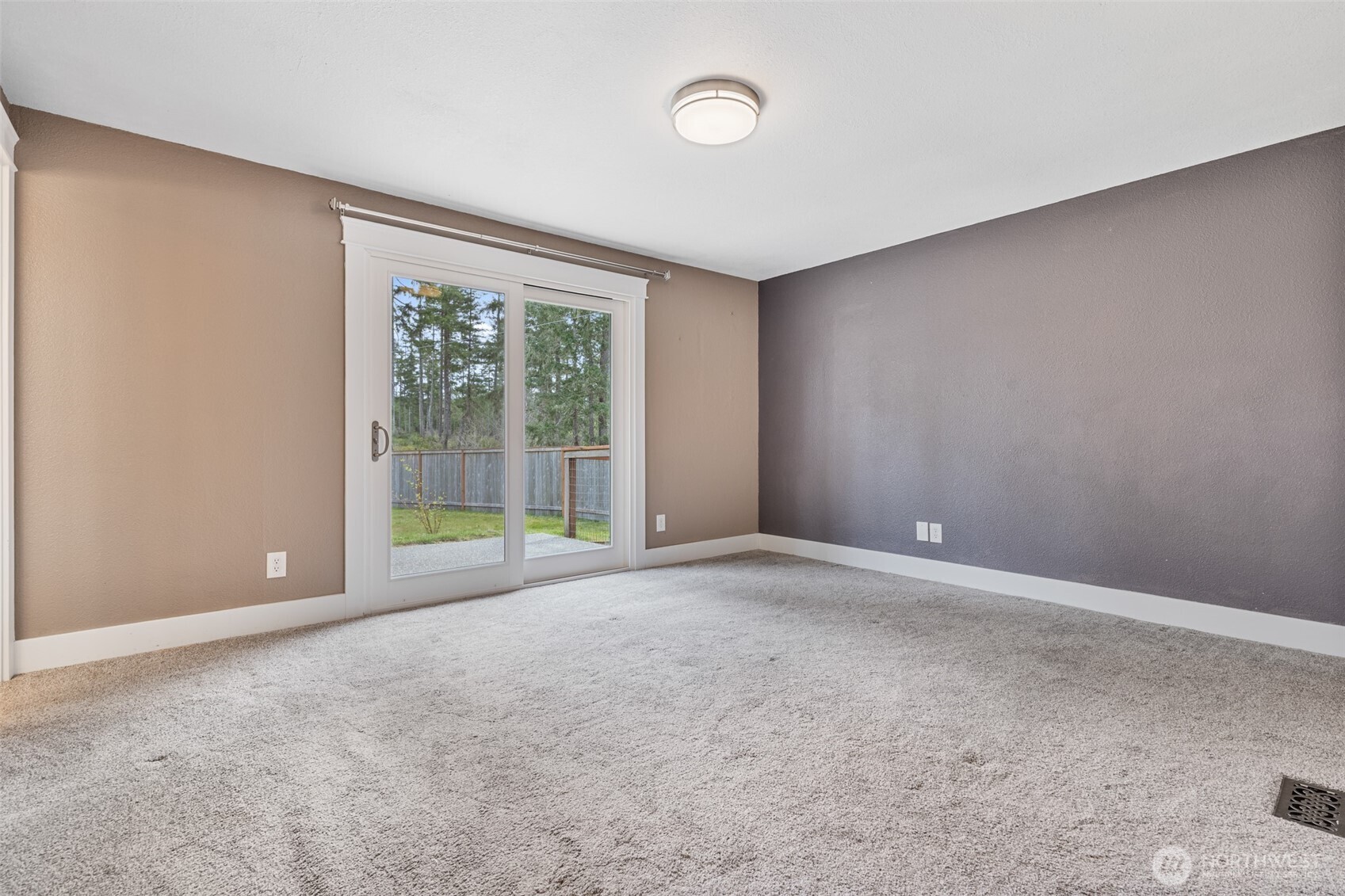 400 E North Mason School Road , Belfair, WA 98528