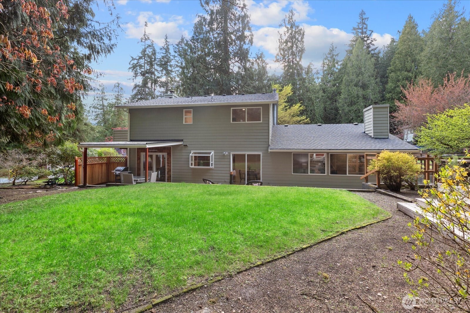 16220 197th Avenue NE, Woodinville, WA 98077
