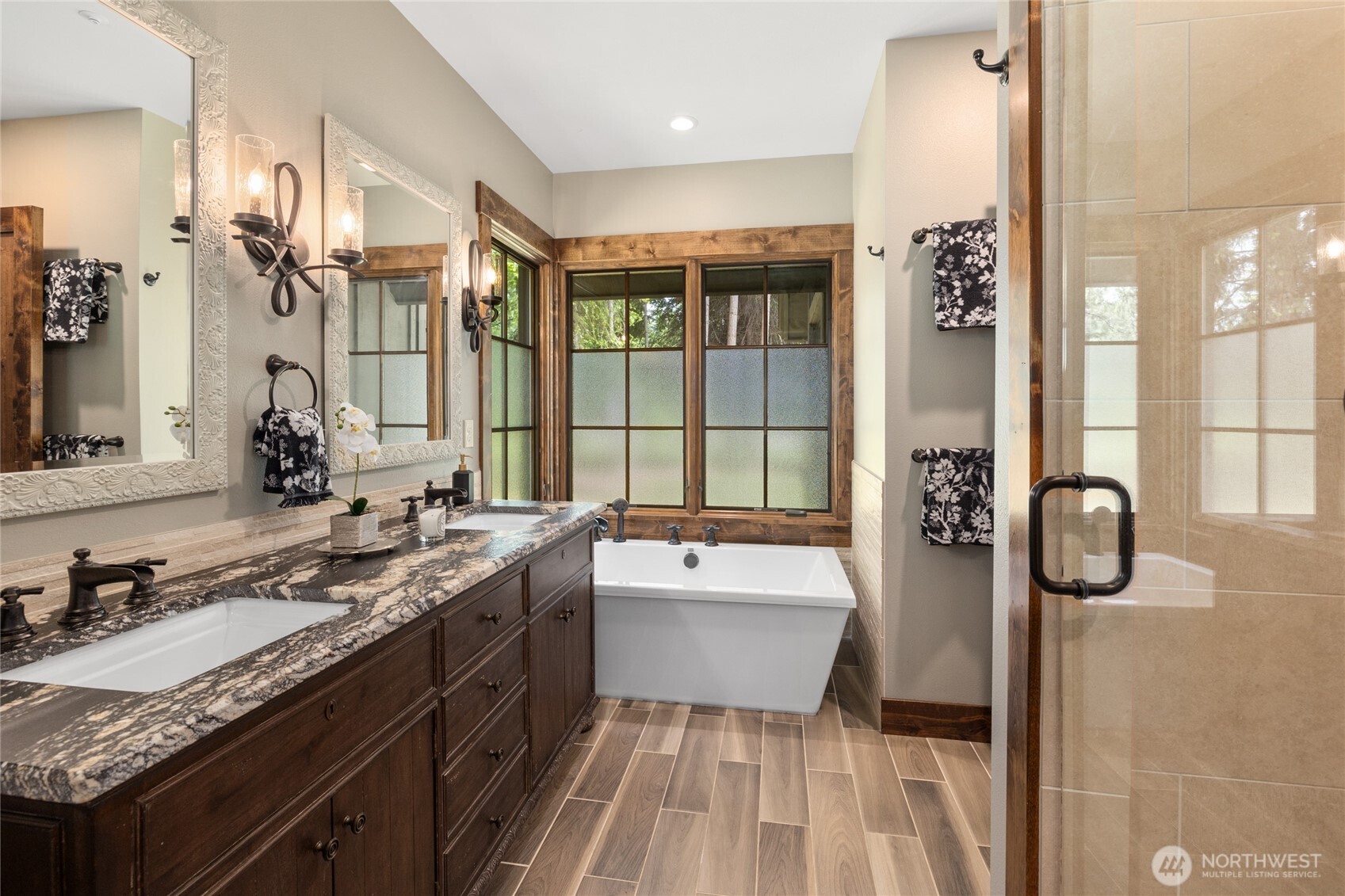 3000 Jenkins Drive , Cle Elum, WA 98922