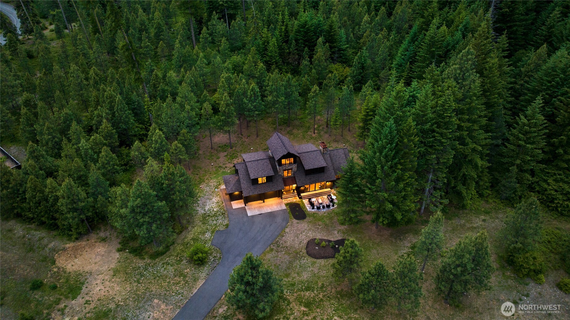 3000 Jenkins Drive , Cle Elum, WA 98922