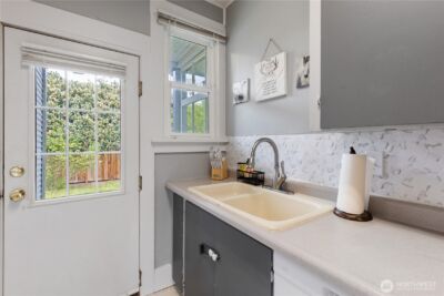 210 Rosewood Street , Woodland, WA 98674 - Photo 17