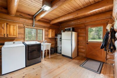 36015 86th Avenue Ct E, Eatonville, WA 98328 - Photo 21