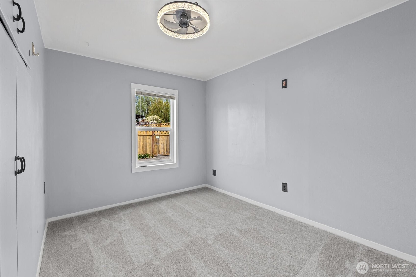 9055 Yakima Avenue , Tacoma, WA 98444