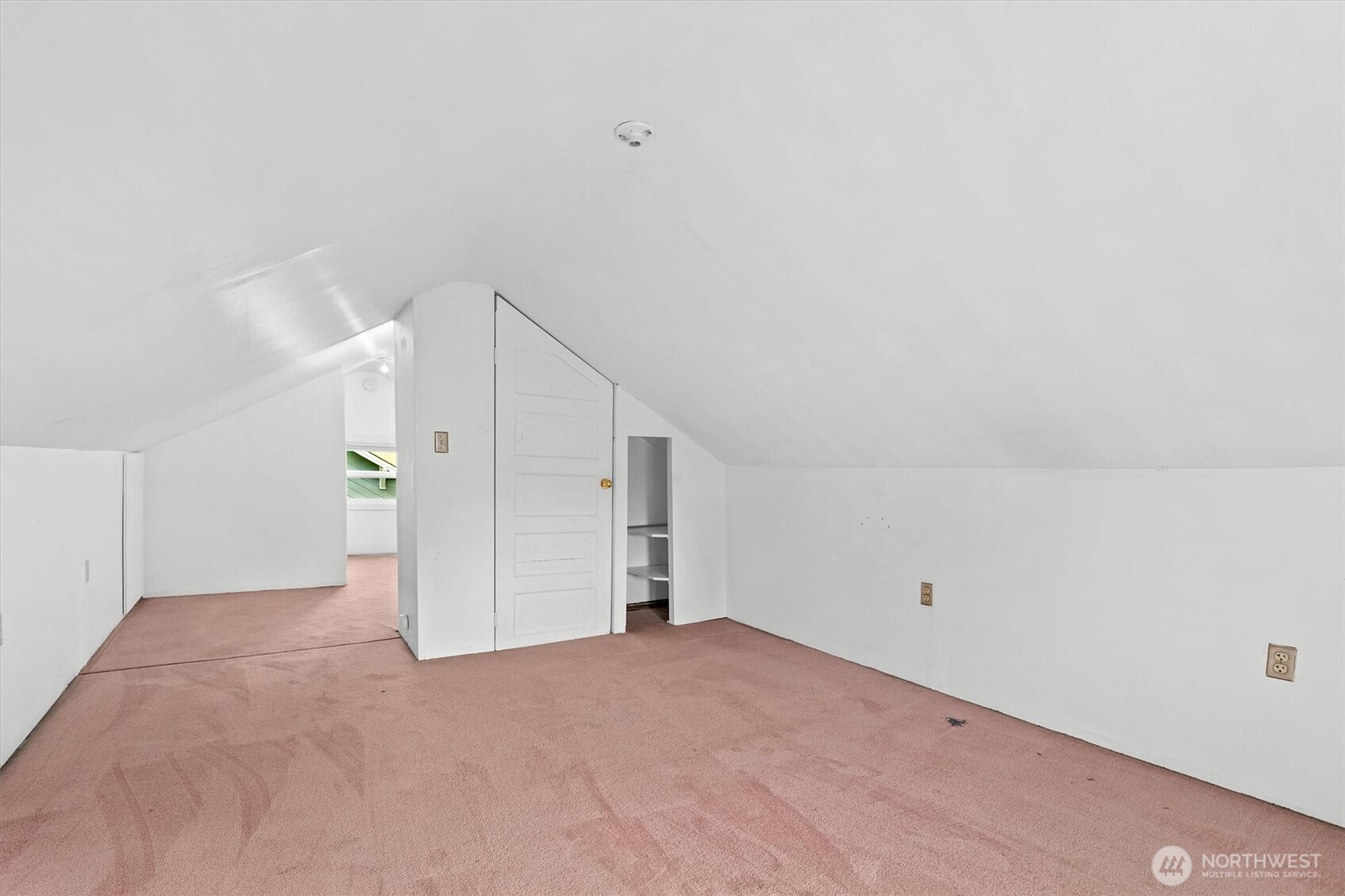 9055 Yakima Avenue , Tacoma, WA 98444
