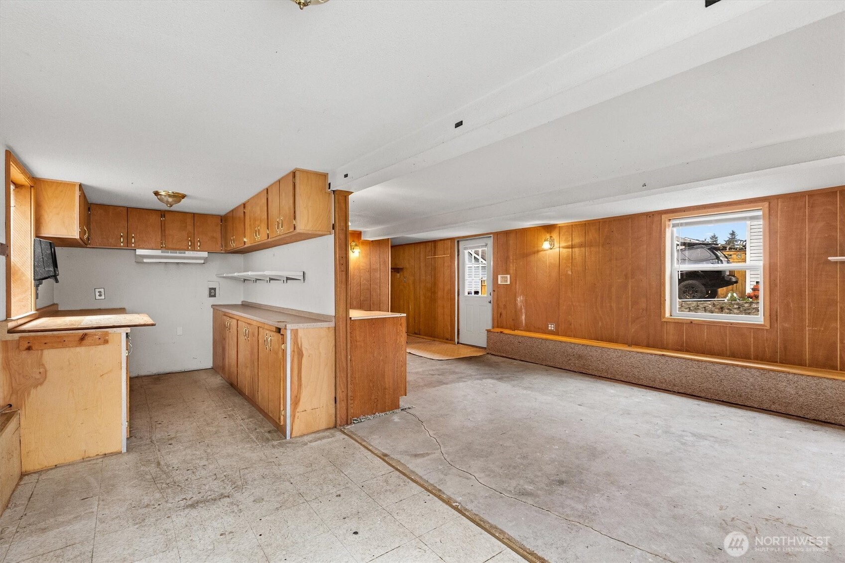 9055 Yakima Avenue , Tacoma, WA 98444