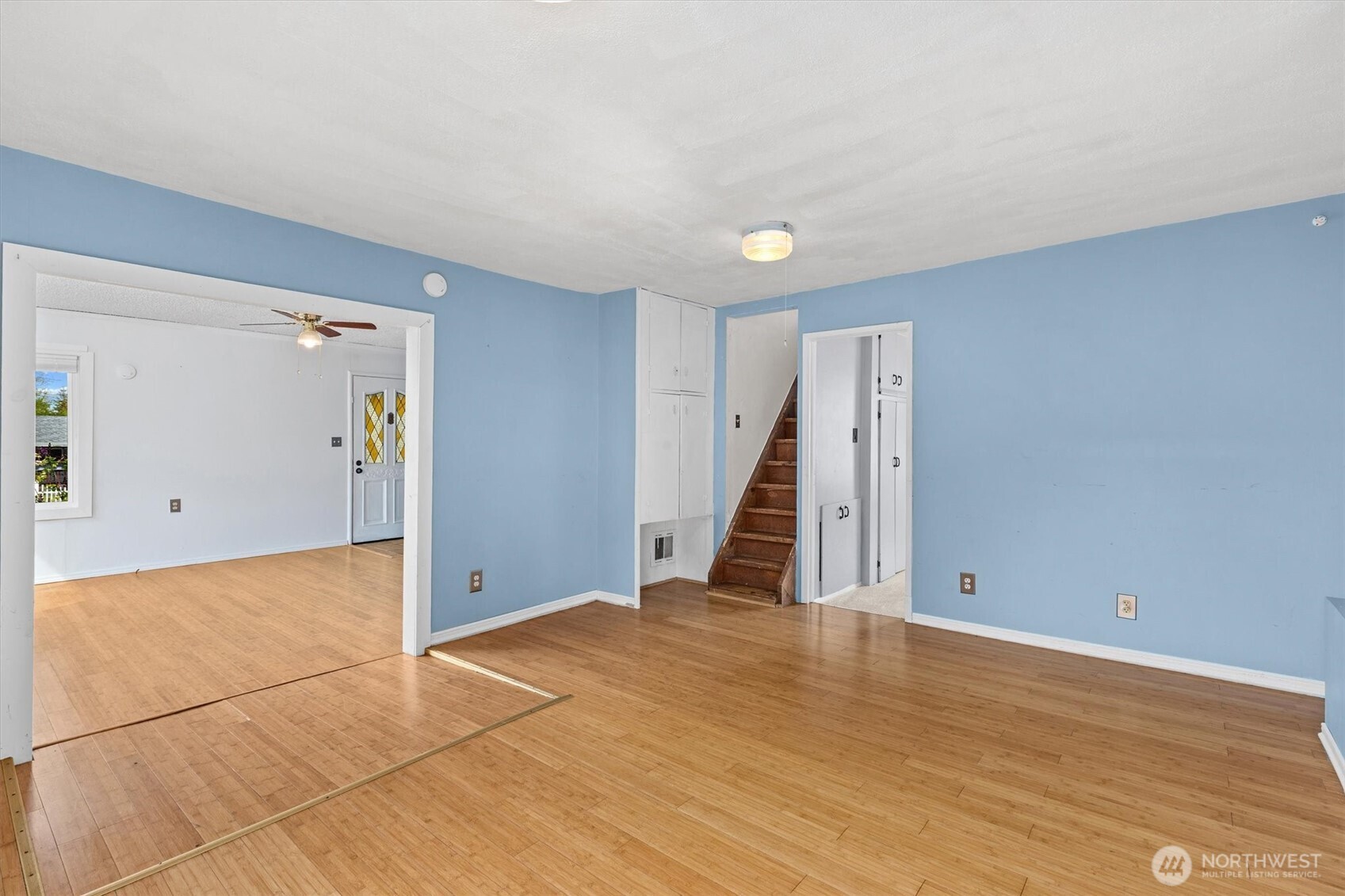 9055 Yakima Avenue , Tacoma, WA 98444