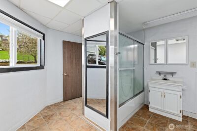 9055 Yakima Avenue , Tacoma, WA 98444 - Photo 10