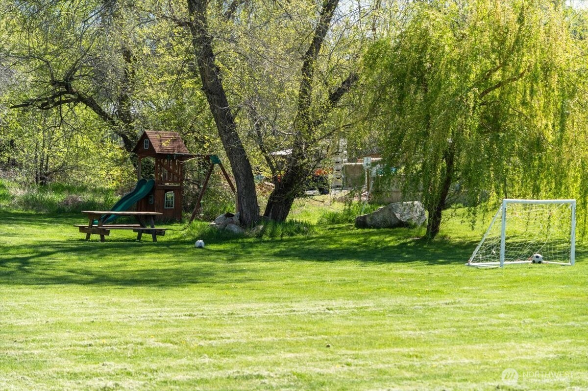 78 Swartout Road , Manson, WA 98831