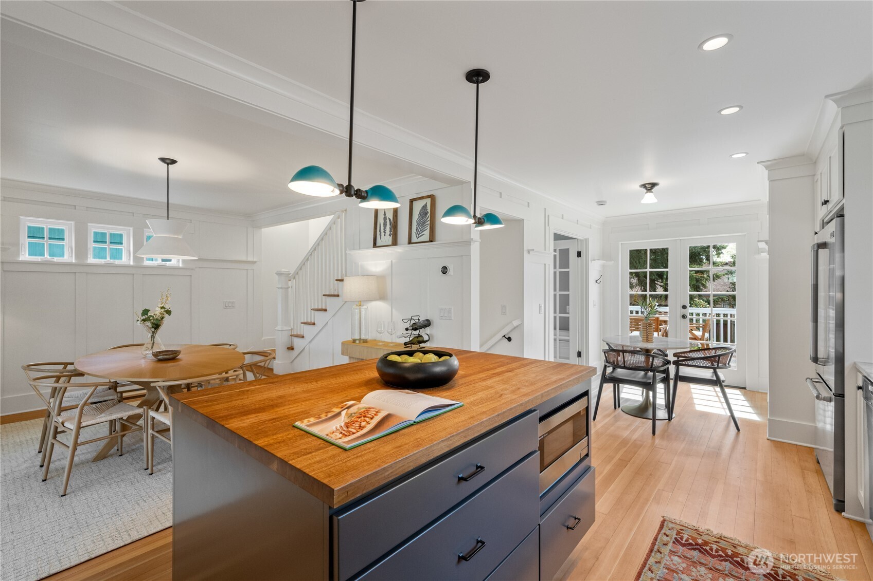 609 NW 74th Street , Seattle, WA 98117