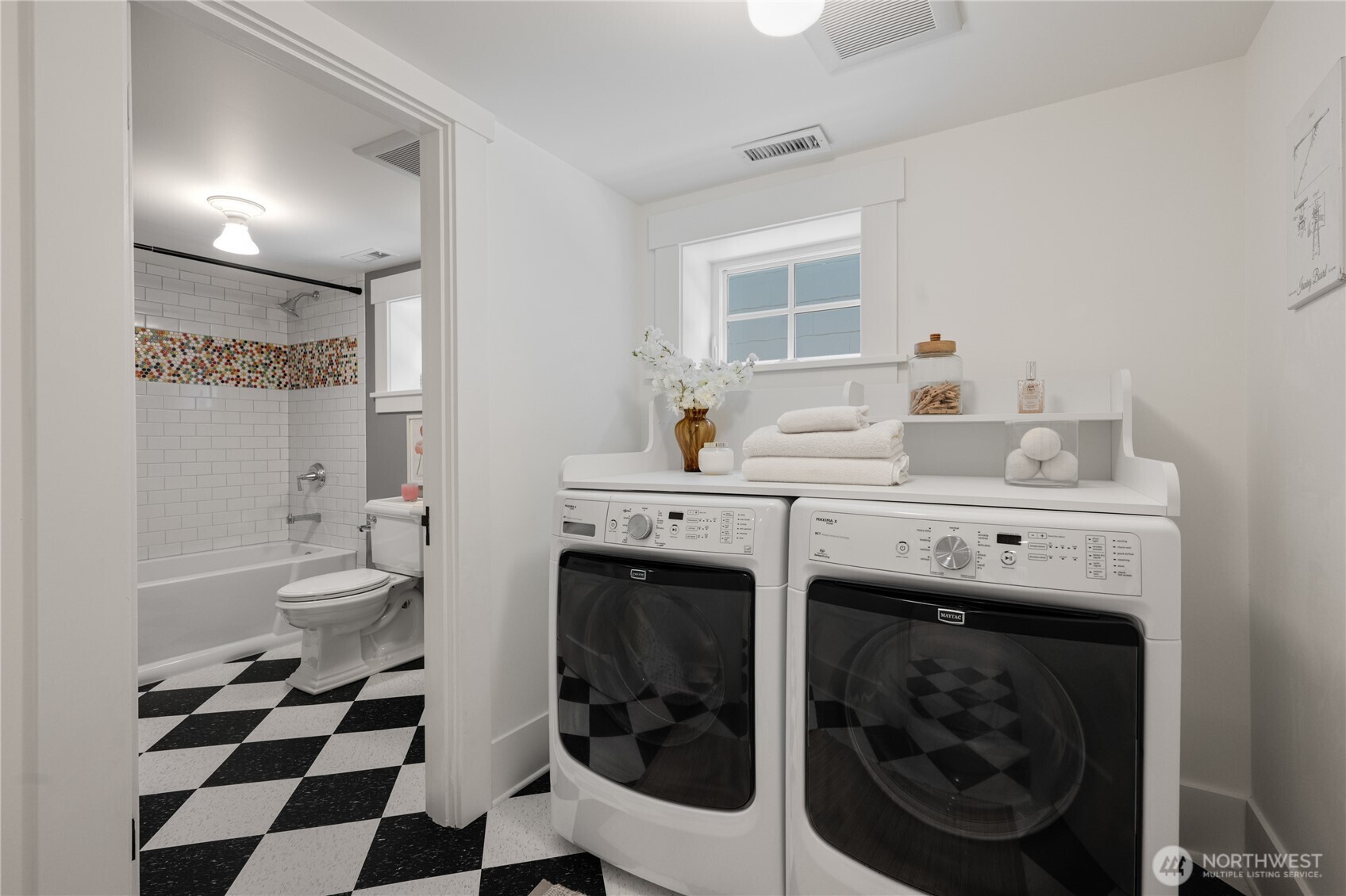609 NW 74th Street , Seattle, WA 98117