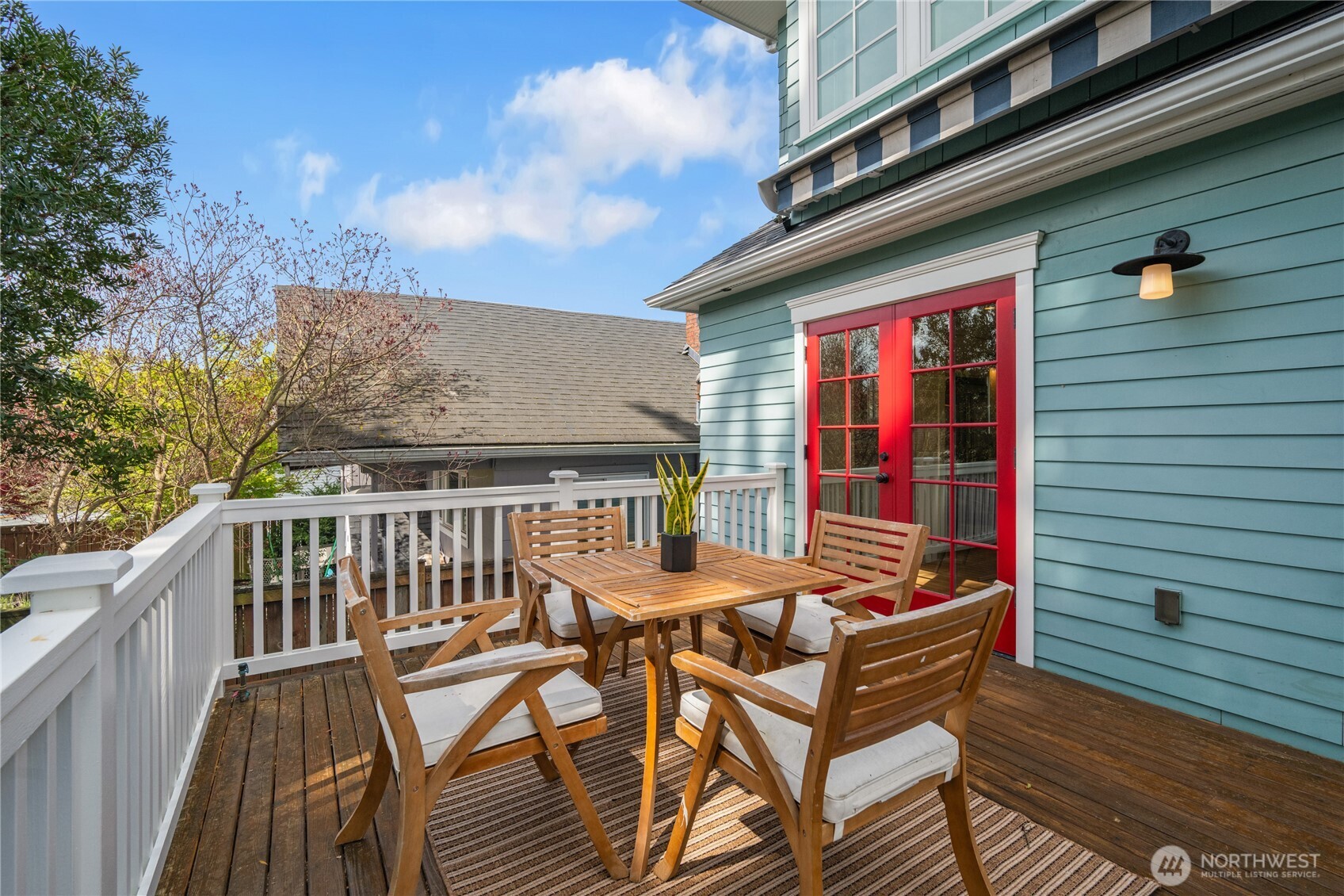 609 NW 74th Street , Seattle, WA 98117