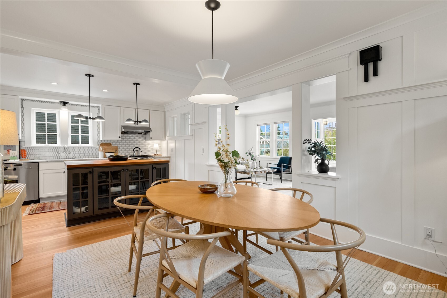 609 NW 74th Street , Seattle, WA 98117