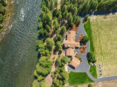 17913 River Road , Leavenworth, WA 98826 - Photo 2