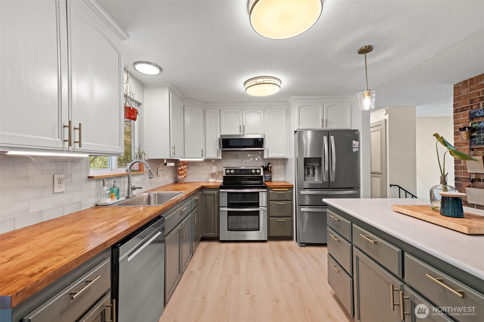 1602 Beech Avenue , Steilacoom, WA 98388