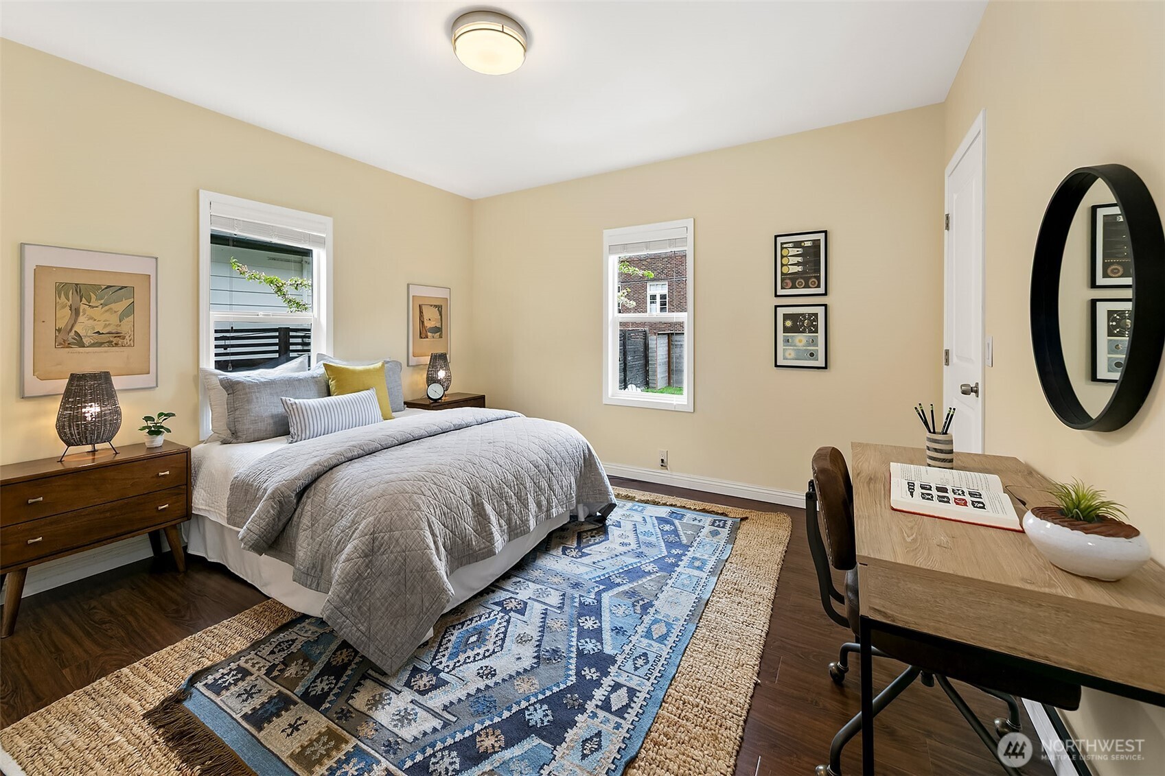954 19th Avenue E, Seattle, WA 98112
