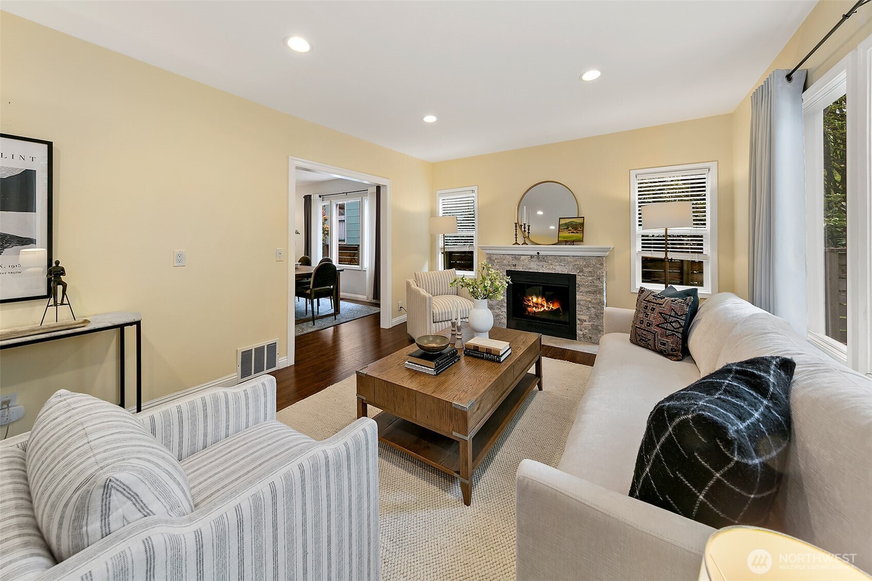 954 19th Avenue E, Seattle, WA 98112