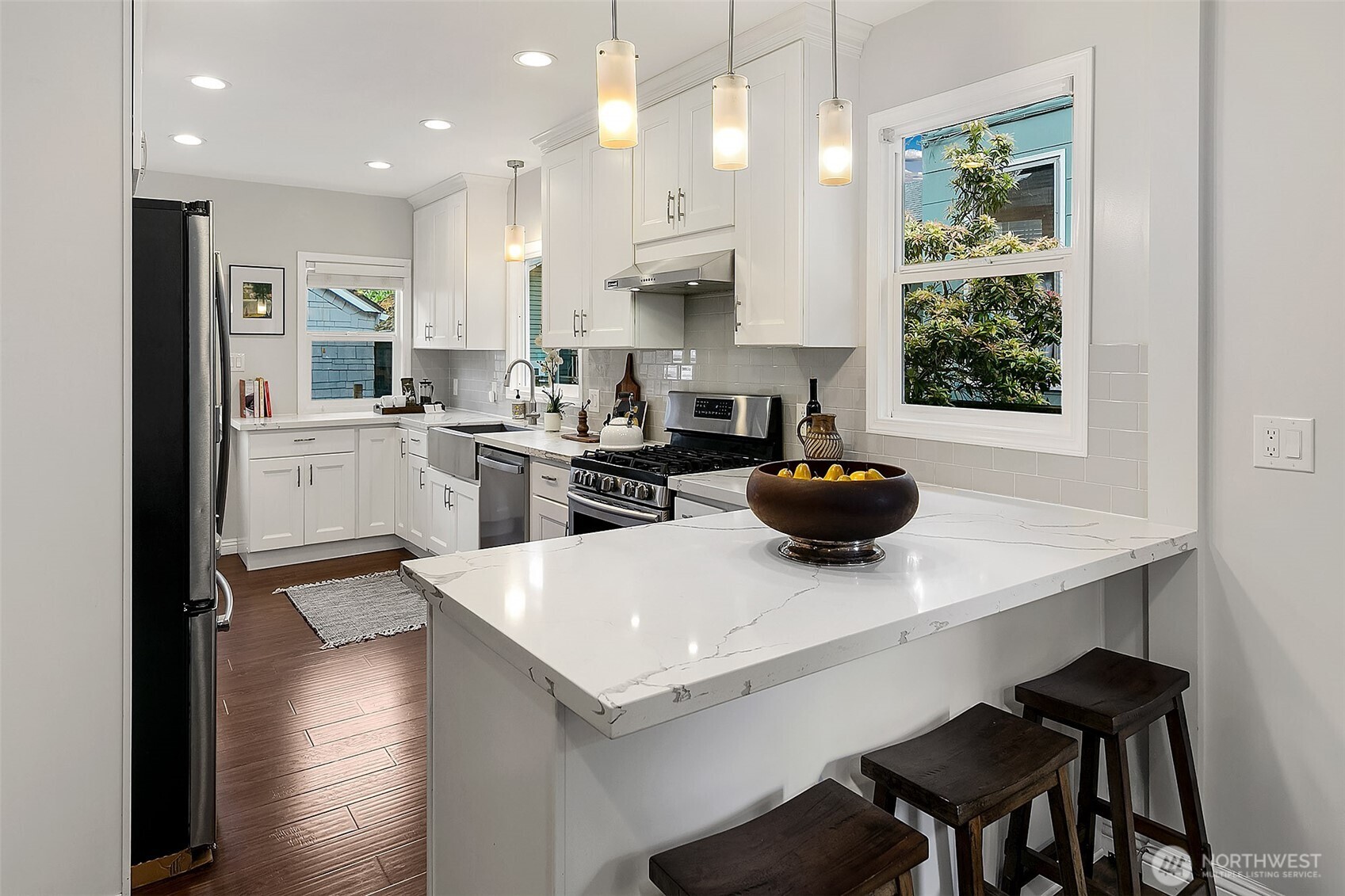 954 19th Avenue E, Seattle, WA 98112