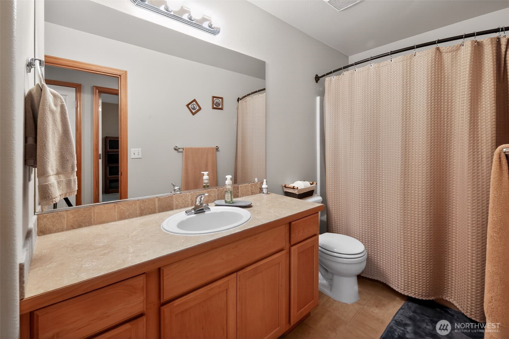 11221 SE 216th Street , Kent, WA 98031