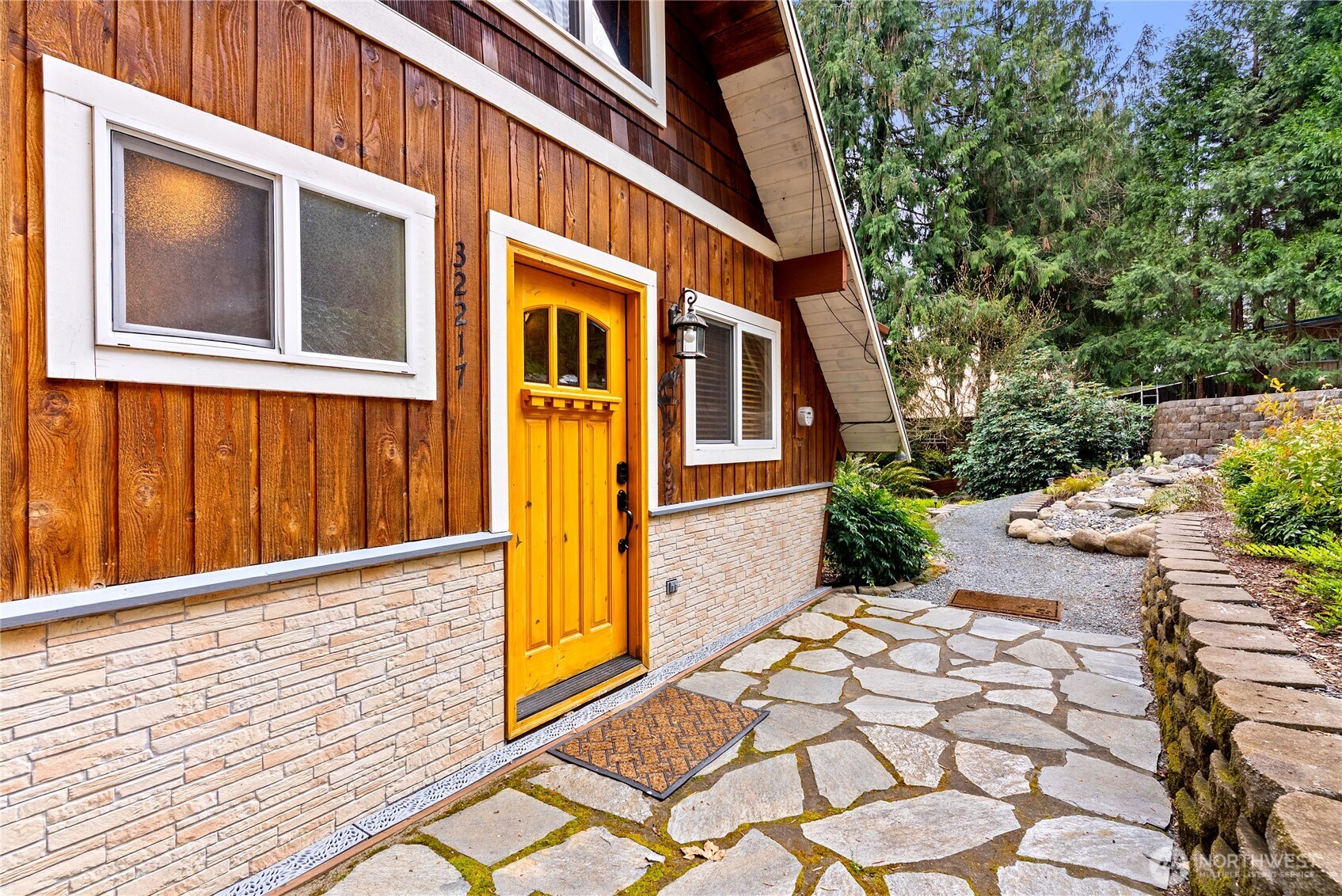 32217 Whitman Lake Drive , Graham, WA 98338