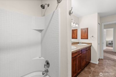 23412 SE 260th Court , Maple Valley, WA 98038-4709 - Photo 24