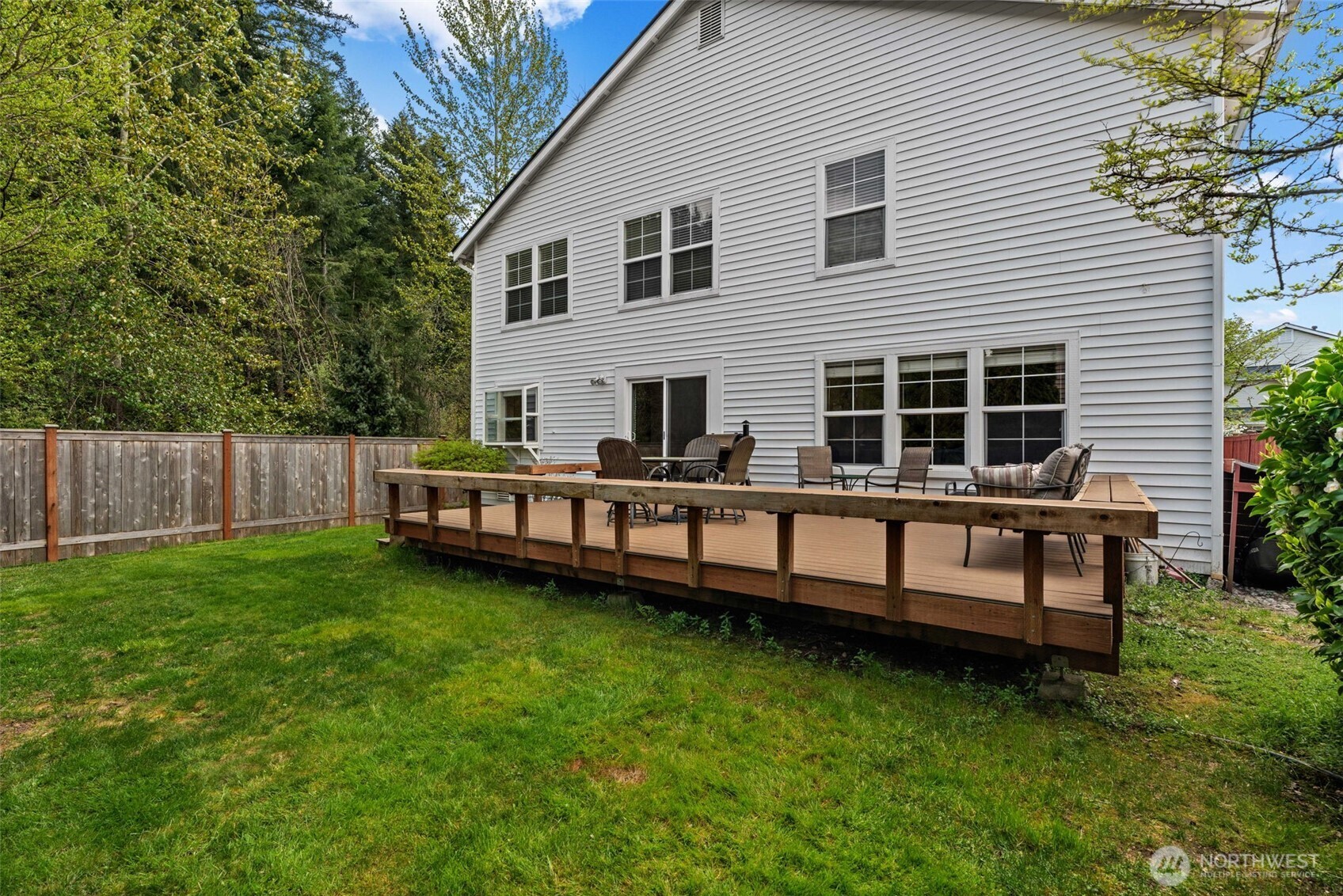 23412 SE 260th Court , Maple Valley, WA 98038-4709