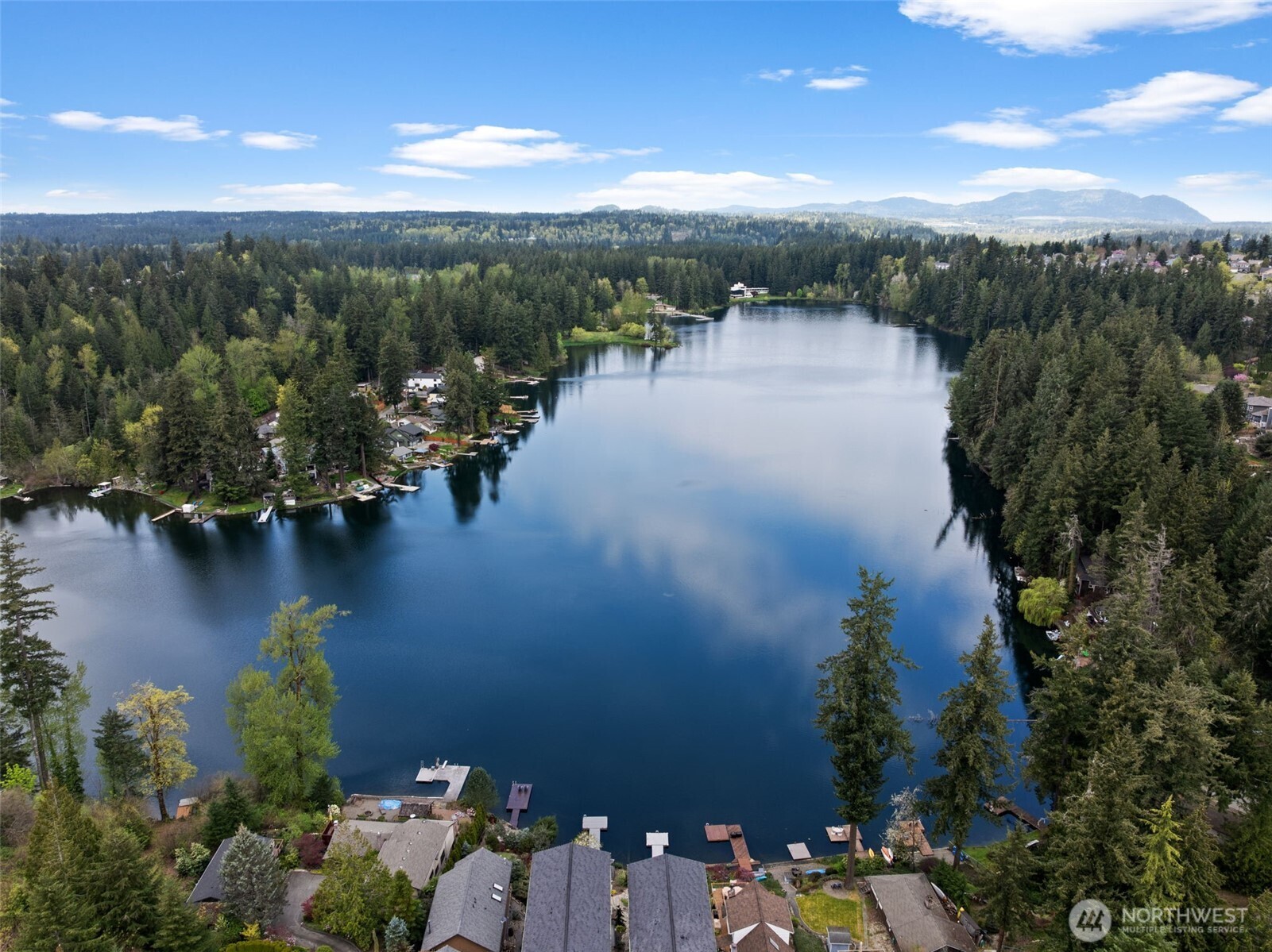 23412 SE 260th Court , Maple Valley, WA 98038-4709