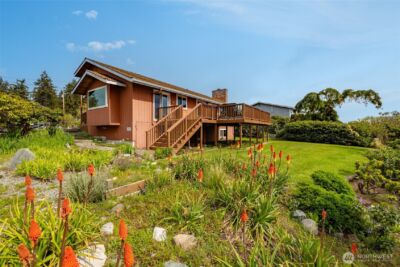 980 Moonraker Drive , Freeland, WA 98249