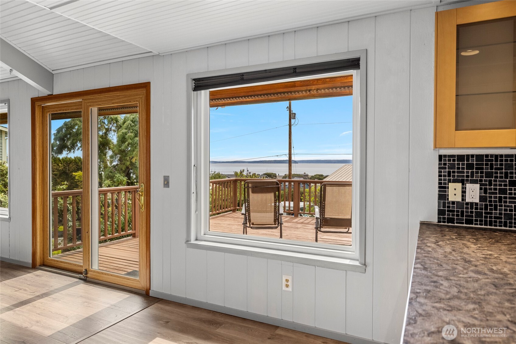 980 Moonraker Drive , Freeland, WA 98249