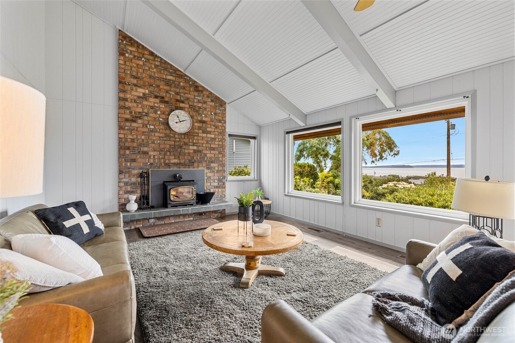980 Moonraker Drive , Freeland, WA 98249