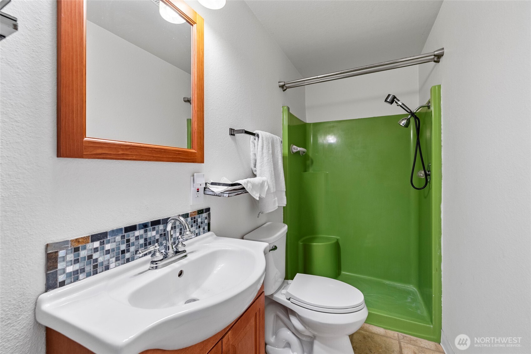 980 Moonraker Drive , Freeland, WA 98249