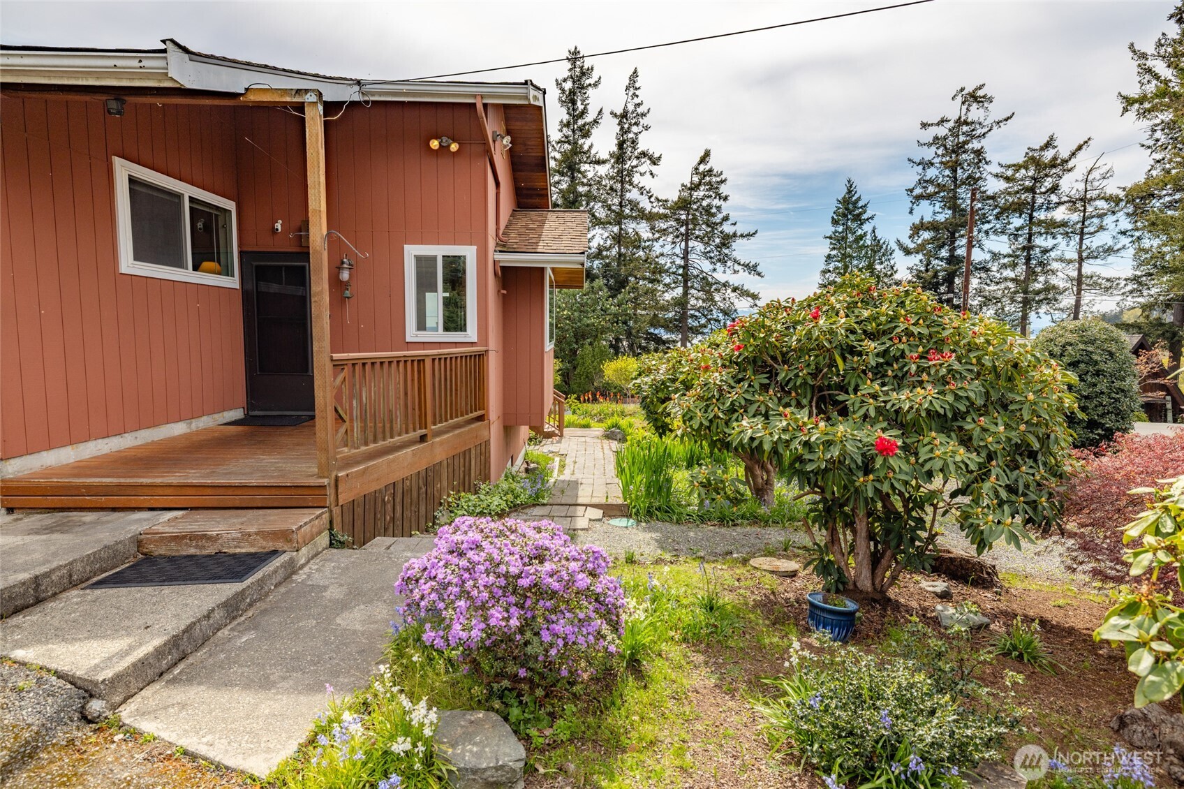 980 Moonraker Drive , Freeland, WA 98249