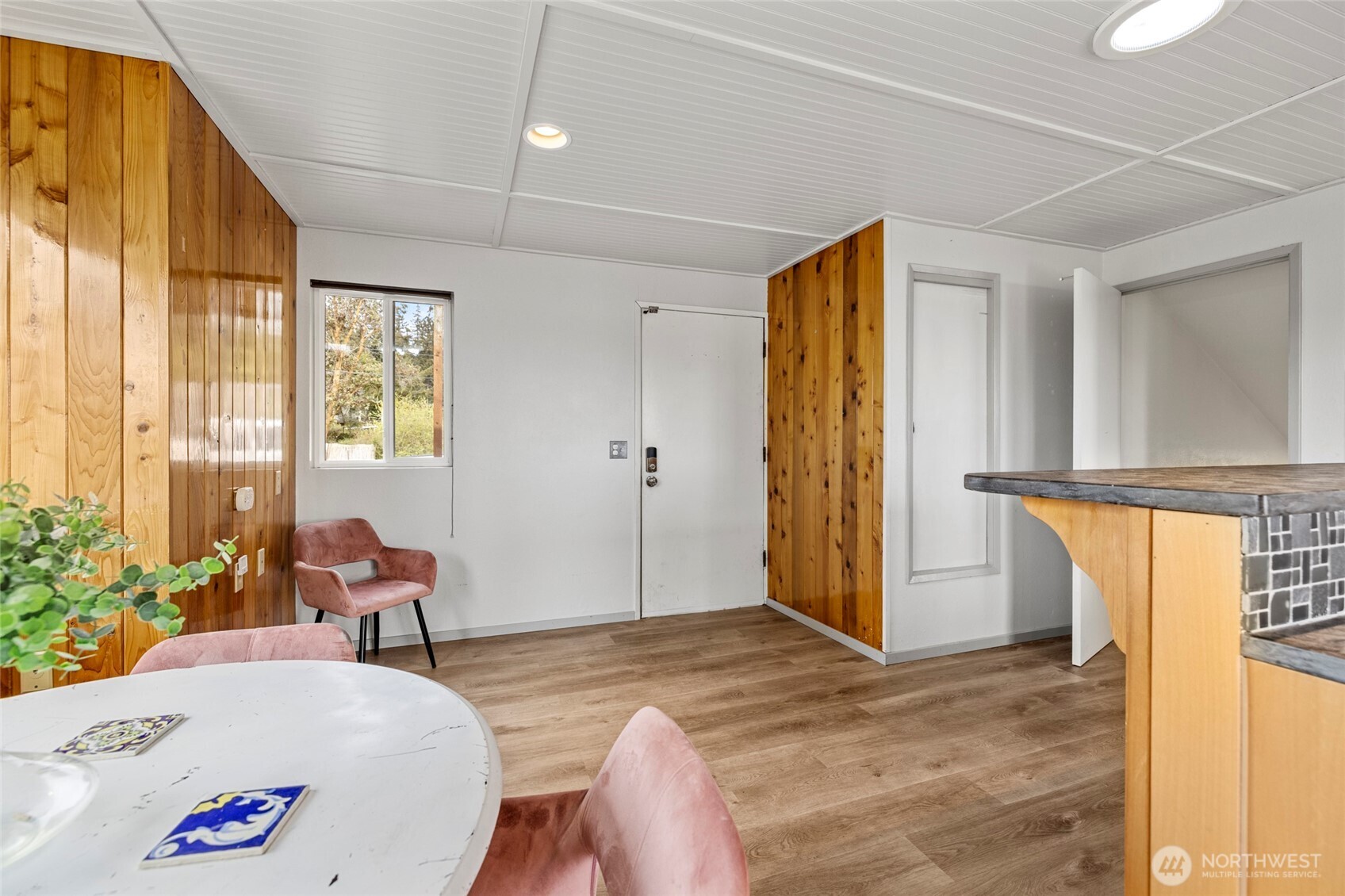 980 Moonraker Drive , Freeland, WA 98249