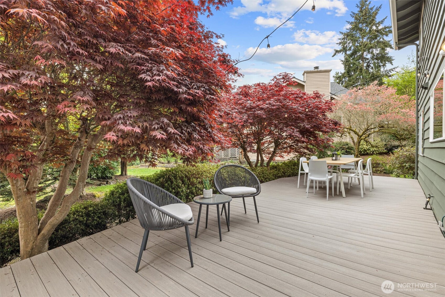9226 Matthews Avenue NE, Seattle, WA 98115