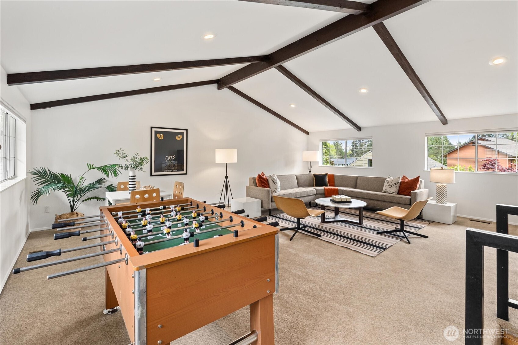 9226 Matthews Avenue NE, Seattle, WA 98115