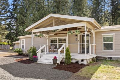 9342 Phillips Road SE, Port Orchard, WA 98367-8535