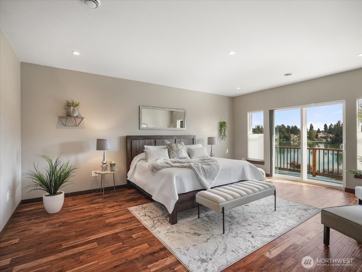 3231 Deer Island Drive E, Lake Tapps, WA 98391