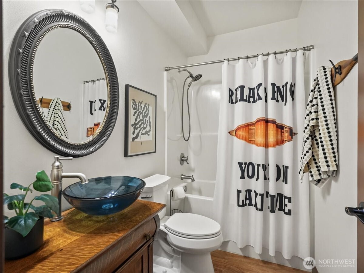 3231 Deer Island Drive E, Lake Tapps, WA 98391