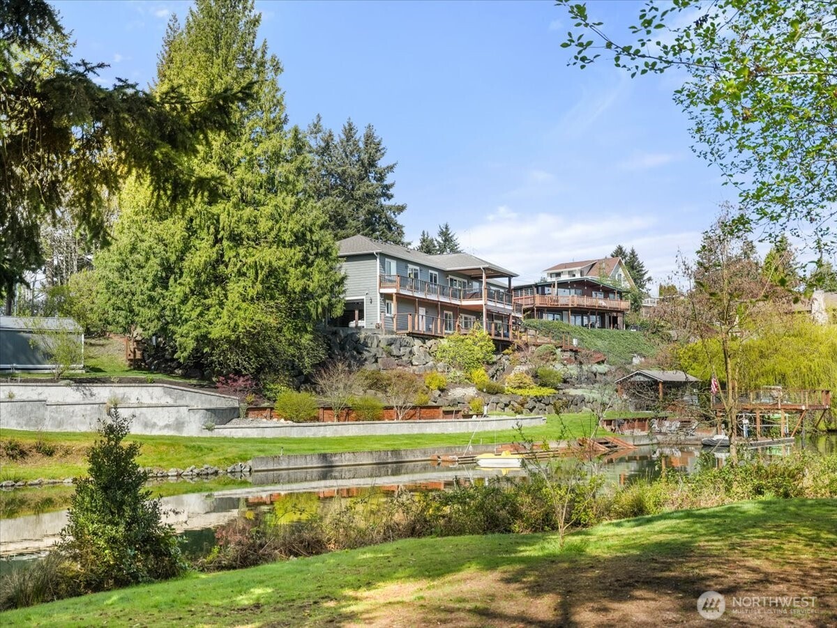3231 Deer Island Drive E, Lake Tapps, WA 98391