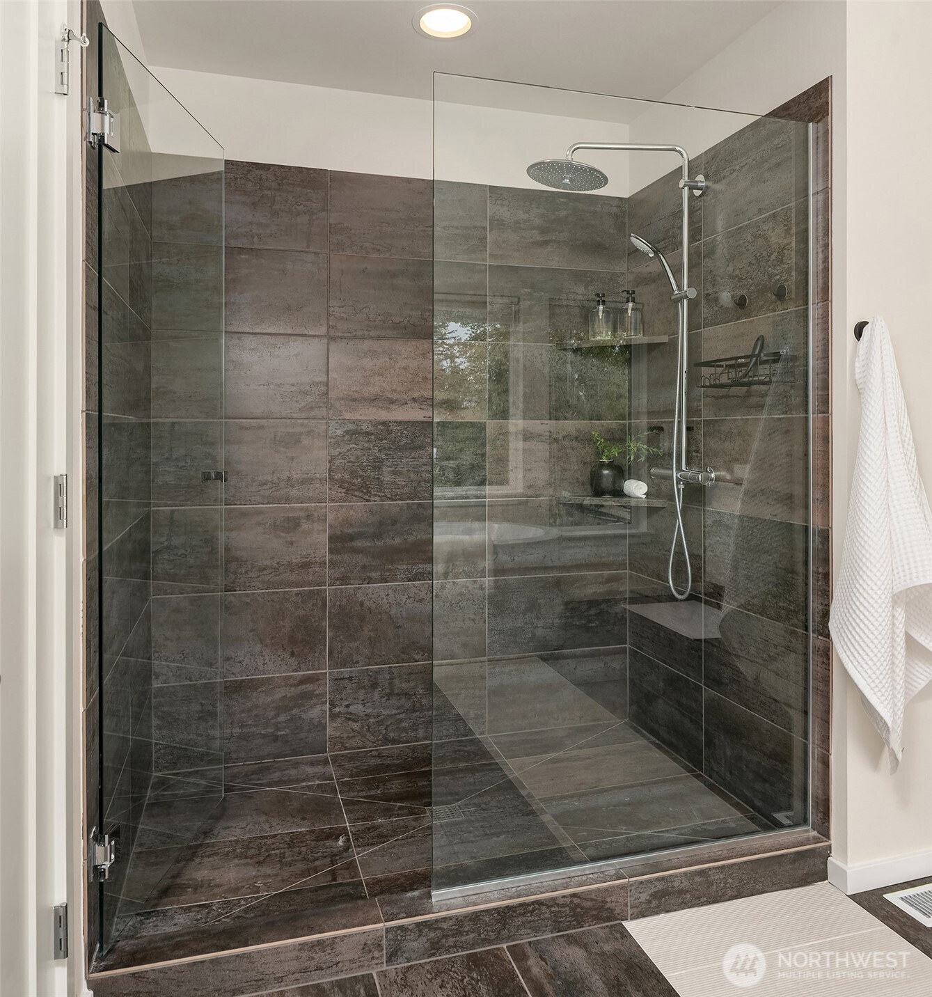 20224 SE 266th Street , Covington, WA 98042