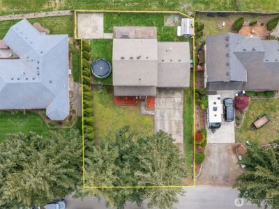 15418 Scenic Shores Drive SE, Yelm, WA 98597 - Photo 4